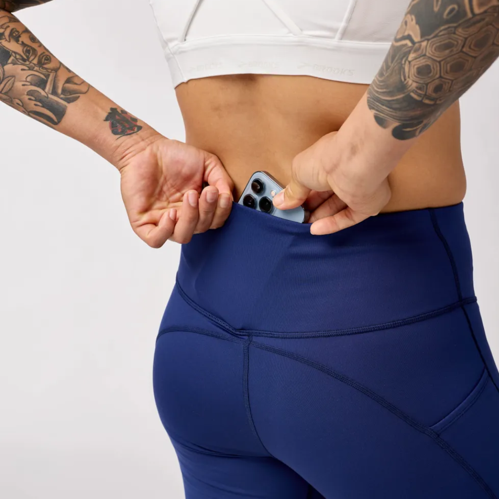 Brooks Women Spark 8" Short Tight