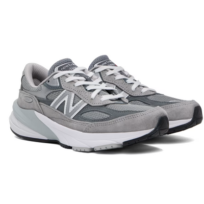 New Balance Women 990v6